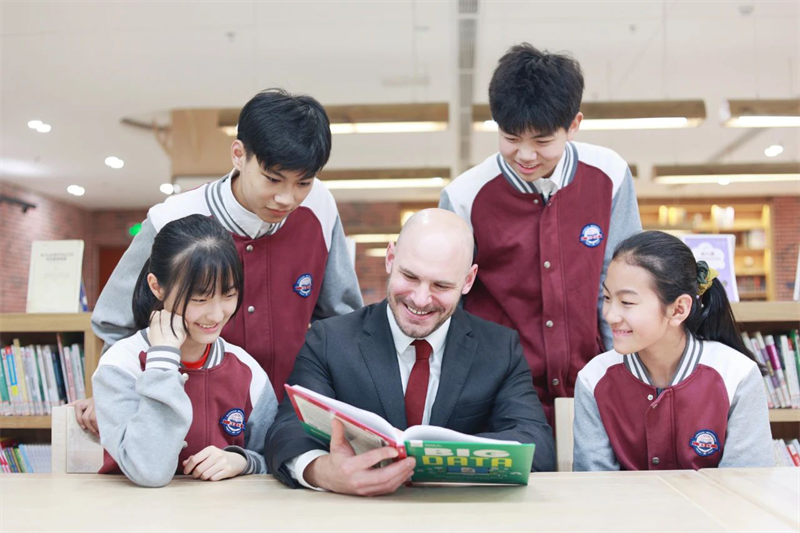 新華公學(xué)丨“雙減”政策下，家長(zhǎng)該如何規(guī)劃孩子未來？